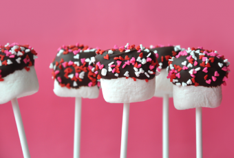 Marshmallow Pops