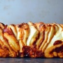 Pepperoni Pizza Pull-Apart Bread