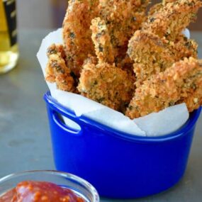 Cheesy Portobello Fries with Spicy Ketchup on justataste.com