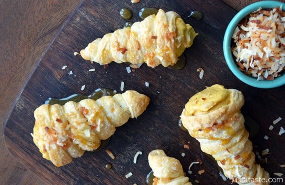 Puff Pastry Cornucopias with Pumpkin-Coconut Mousse