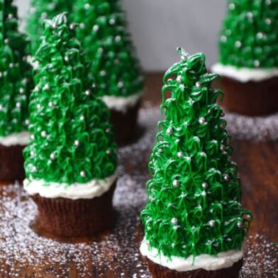 Christmas Tree Chocolate Cupcakes #recipe #video