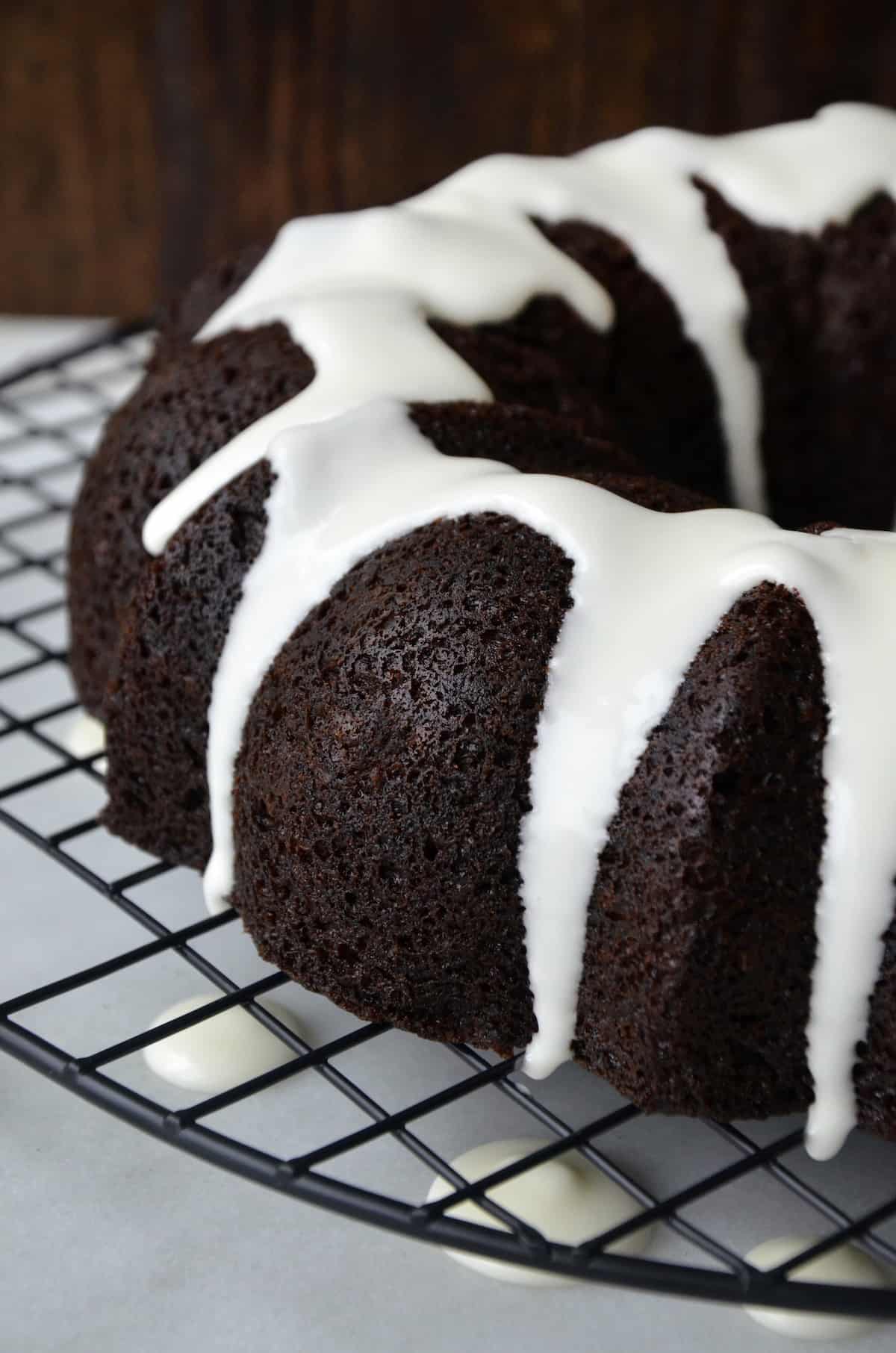 Gingerbread Bundt Cake