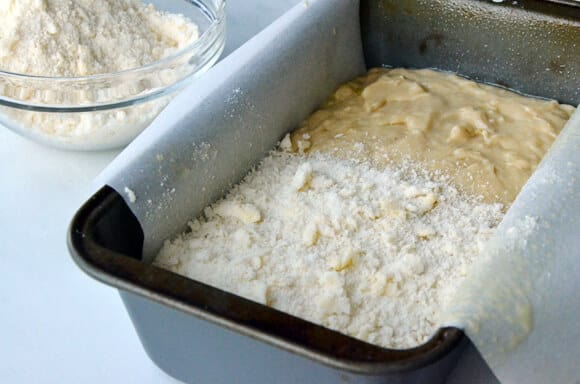 Banana Bread with Streusel Topping