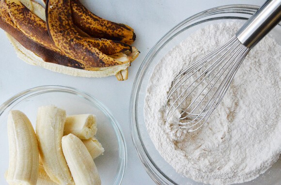 Banana Bread with Streusel Topping