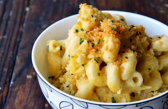 Roasted Garlic Macaroni and Cheese