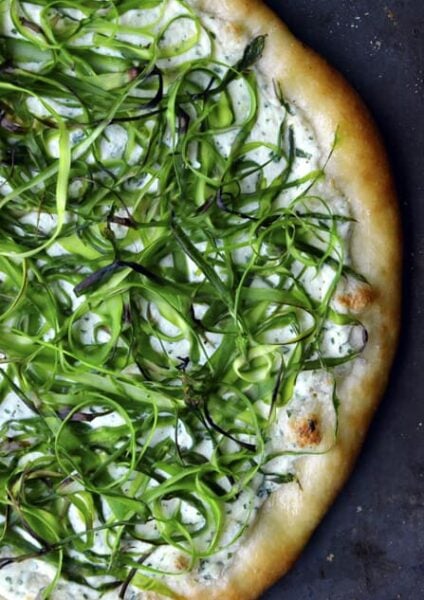 Shaved Asparagus and Ricotta Pizza