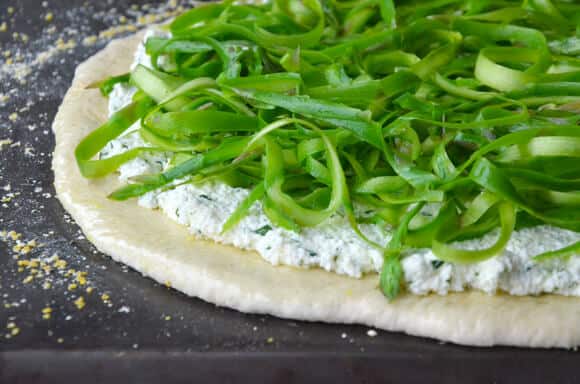 Shaved Asparagus and Ricotta Pizza