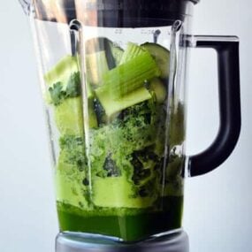 How to Make Blender Green Juice