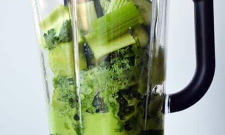 How to Make Blender Green Juice