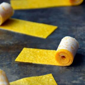 Healthy Homemade Mango Fruit Roll-Ups from justataste.com #recipe