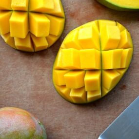 How to Cut a Mango