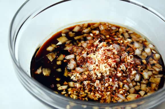 Slow Cooker Honey Garlic Chicken | justataste.com