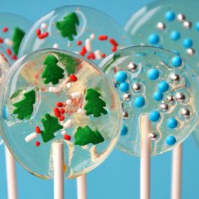 Homemade Holiday Lollipops