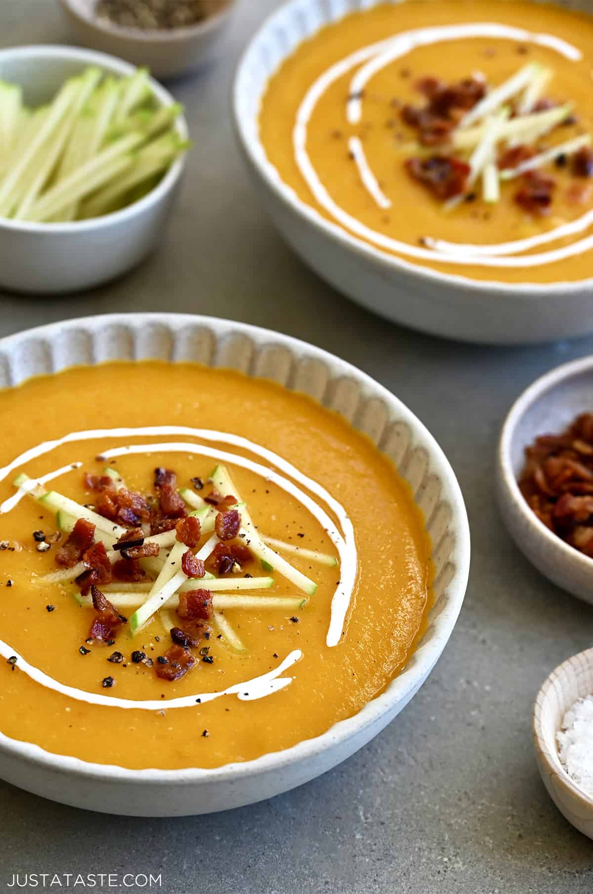 Using the KitchenAid 3 Speed Hand Blender to make Kabocha soup 