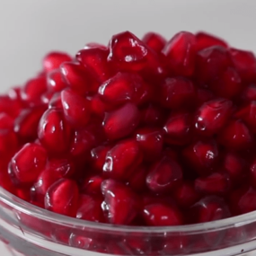 How to Seed a Pomegranate