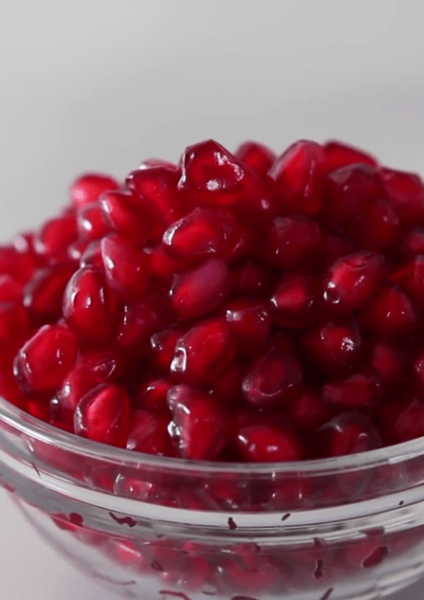 How to Seed a Pomegranate