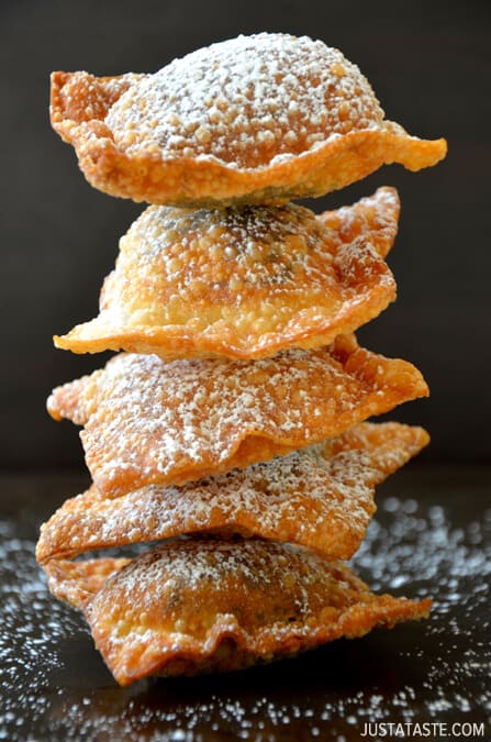 Chocolate Wonton Pillows #recipe