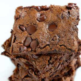 Chewy Chocolate Brownie Bark #recipe