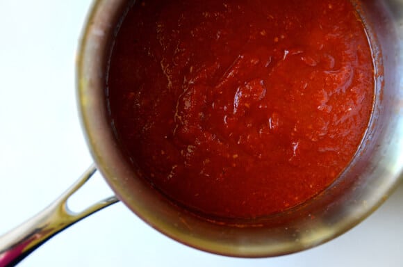 10-Minute Homemade Marinara Sauce #recipe