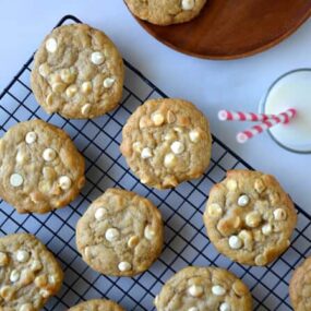 White Chocolate Cheesecake Cookies #recipe