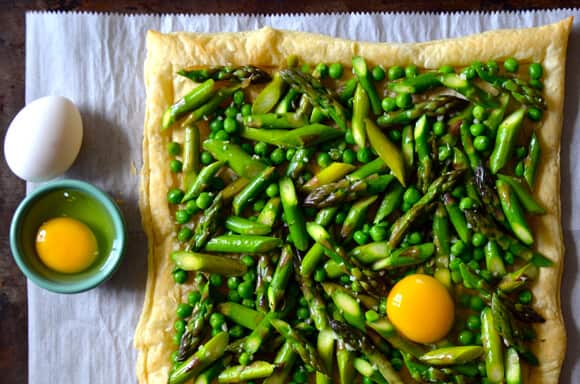Asparagus and Egg Tart with Goat Cheese #recipe