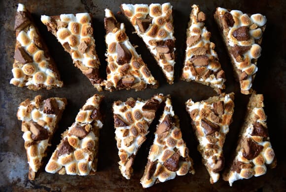 Peanut Butter S'mores Bars #recipe