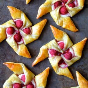 Raspberry Cream Cheese Pinwheel Pastries Recipe