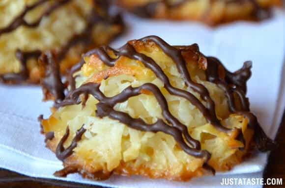 Coconut Macaroons with Chocolate Recipe