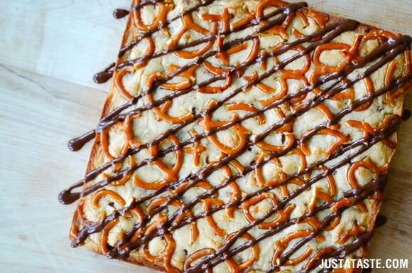 Pretzel Chocolate Chip Cookie Bars Recipe