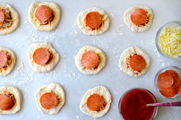 Cheese and Pepperoni Pizza Bites Recipe