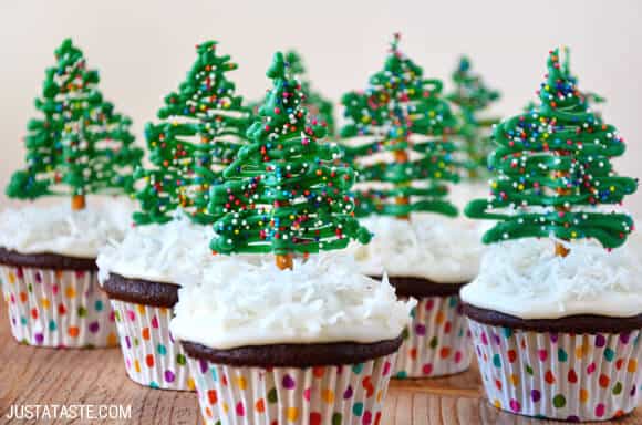 Chocolate Christmas Tree Cupcakes with Cream Cheese Frosting Recipe from justataste.com