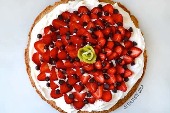 Strawberry Shortbread Cookie Cake recipe on justataste.com