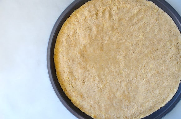 Strawberry Shortbread Cookie Cake recipe on justataste.com