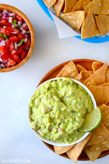 Creamy Greek Yogurt Guacamole Recipe on justataste.com