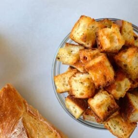 Easy Homemade Croutons