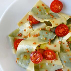 Laminated Basil Pasta with Garlic Brown Butter Sauce #recipe