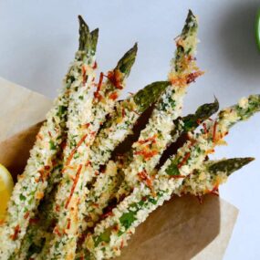 Baked Asparagus Fries with Roasted Garlic Aioli