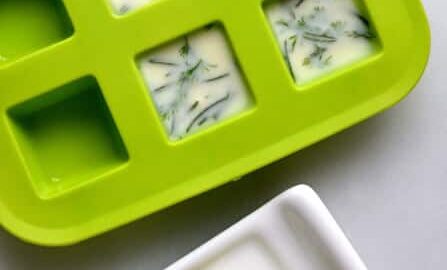 Video: How to Freeze Fresh Herbs into Olive Oil Cubes