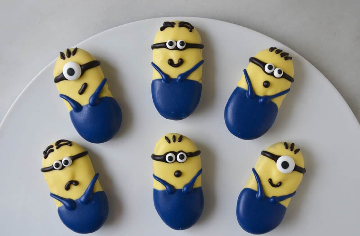 No-Bake Minions Cookies - Just a Taste