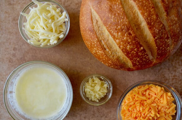 Cheesy Pull-Apart Garlic Bread recipe