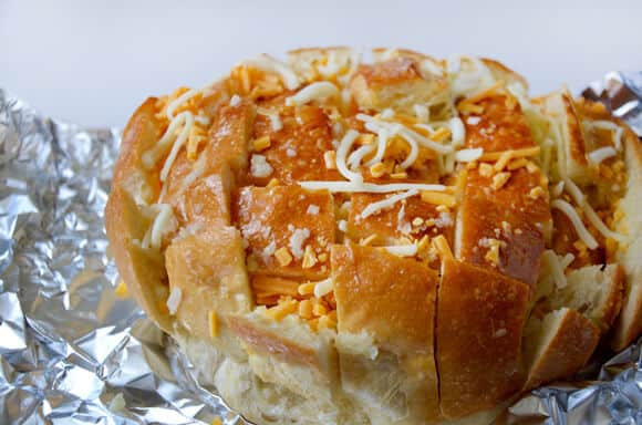 Cheesy Pull-Apart Garlic Bread recipe