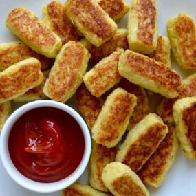 5-Ingredient Baked Cauliflower Tots Recipe