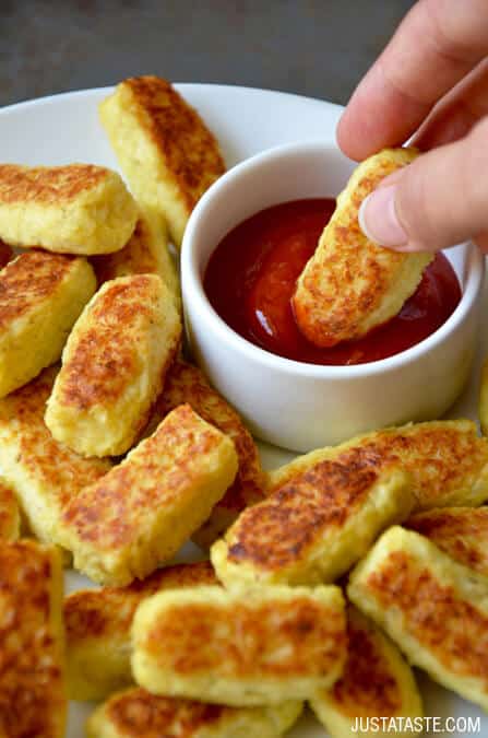 5-Ingredient Baked Cauliflower Tots Recipe