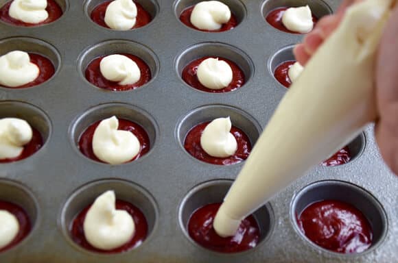 Red Velvet Cheesecake Brownie Bites Recipe