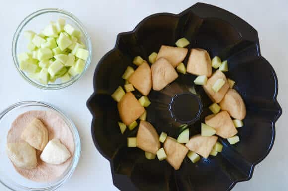 Easy Caramel Apple Monkey Bread Recipe