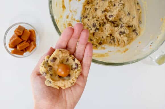 Caramel-Stuffed Chocolate Chip Cookies Recipe