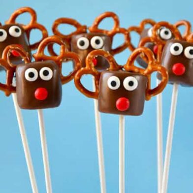 Chocolate Reindeer Marshmallow Pops Recipe
