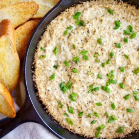 Cheesy Roasted Cauliflower Dip