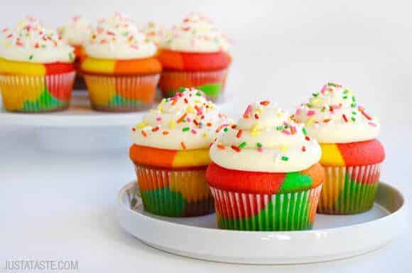 Rainbow Cupcakes with Buttercream Frosting Recipe