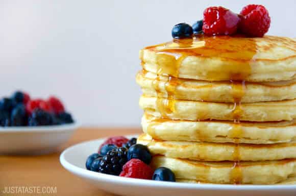 Fluffy Greek Yogurt Pancakes Recipe